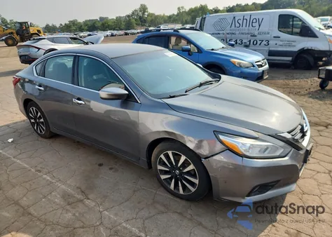 2018 Nissan Altima 2.5 z USA, uszkodzony, nr VIN 1N4AL3AP1JC191295